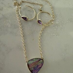 Beautiful Kendra Scott Necklace & Earrings